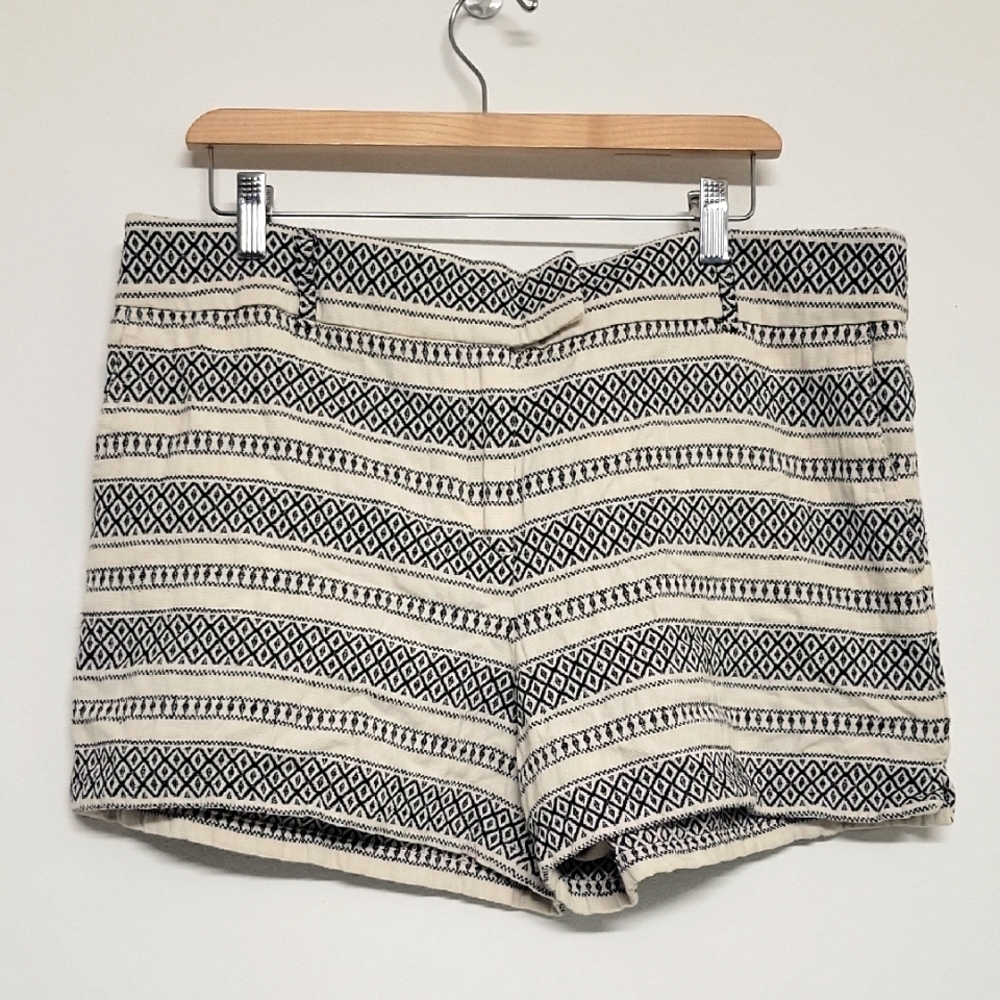 Black & Cream Geometric Print ANN TAYLOR LOFT The Riviera Shorts
